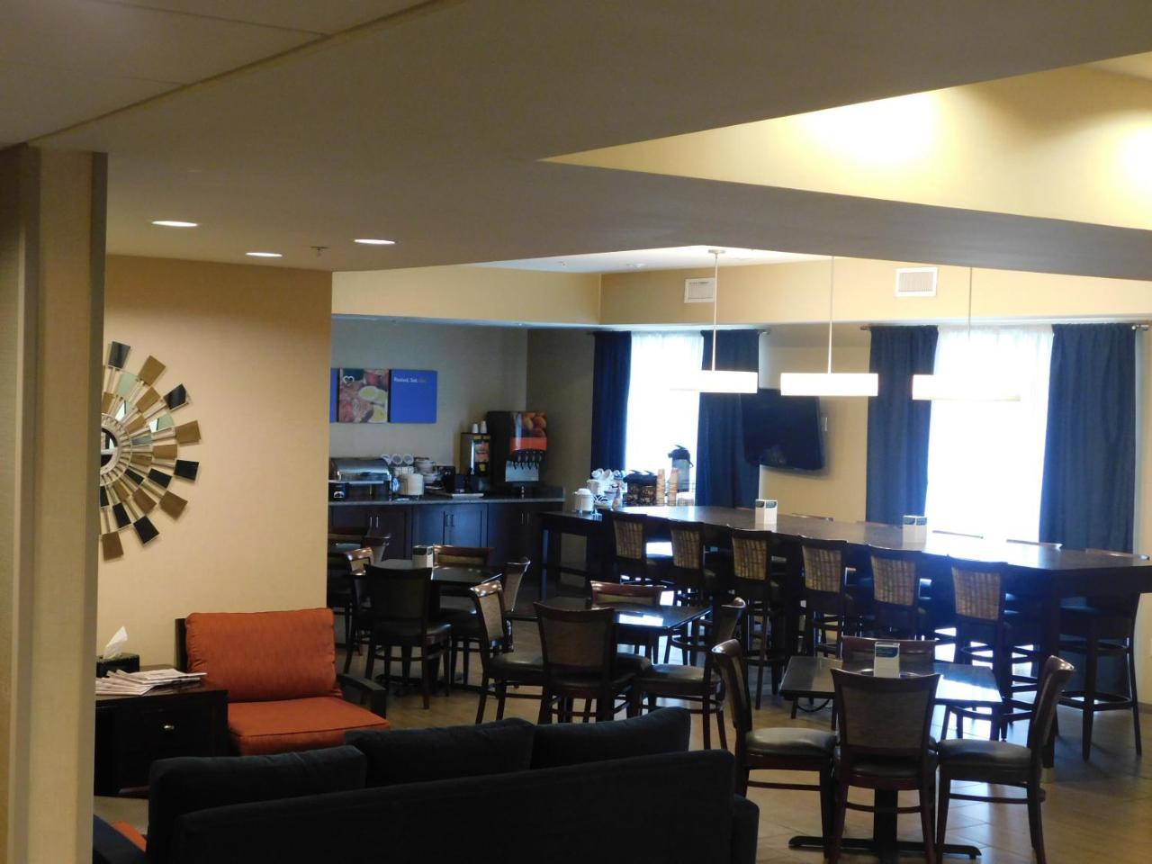 Comfort Inn St. Clairsville Экстерьер фото